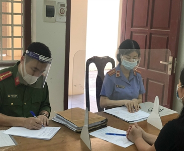 “Chống người thi hành công vụ” tại chốt kiểm dịch trên địa bàn quận Long Biên